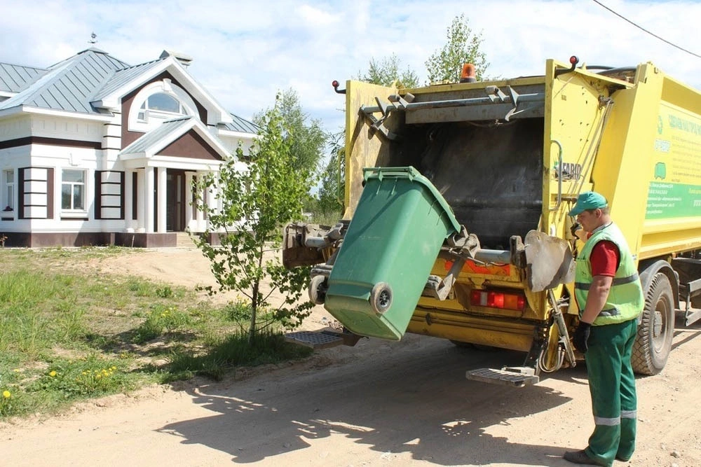 Вывоз мусора с дачи СНТ в Оренбурге от ПроМусор — вывоз дачного и садового мусора, цена от 1678 руб