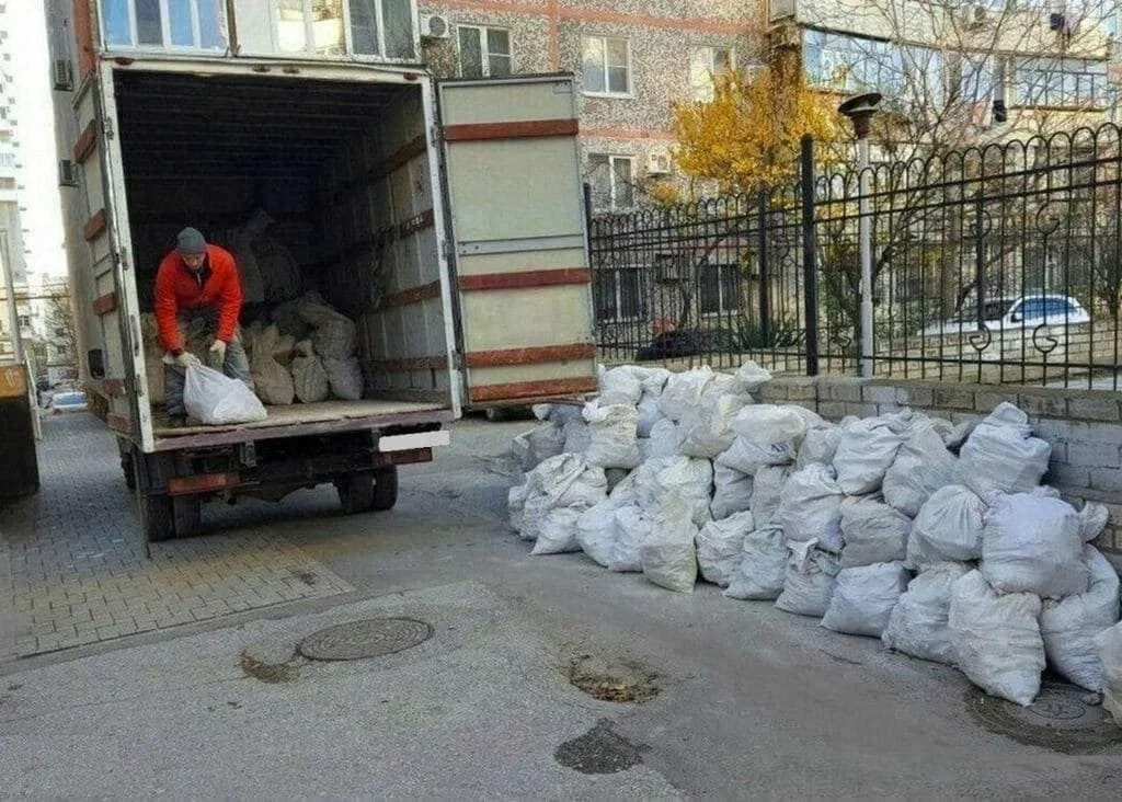 Вывоз мусора после переезда в Оренбурге в октябре